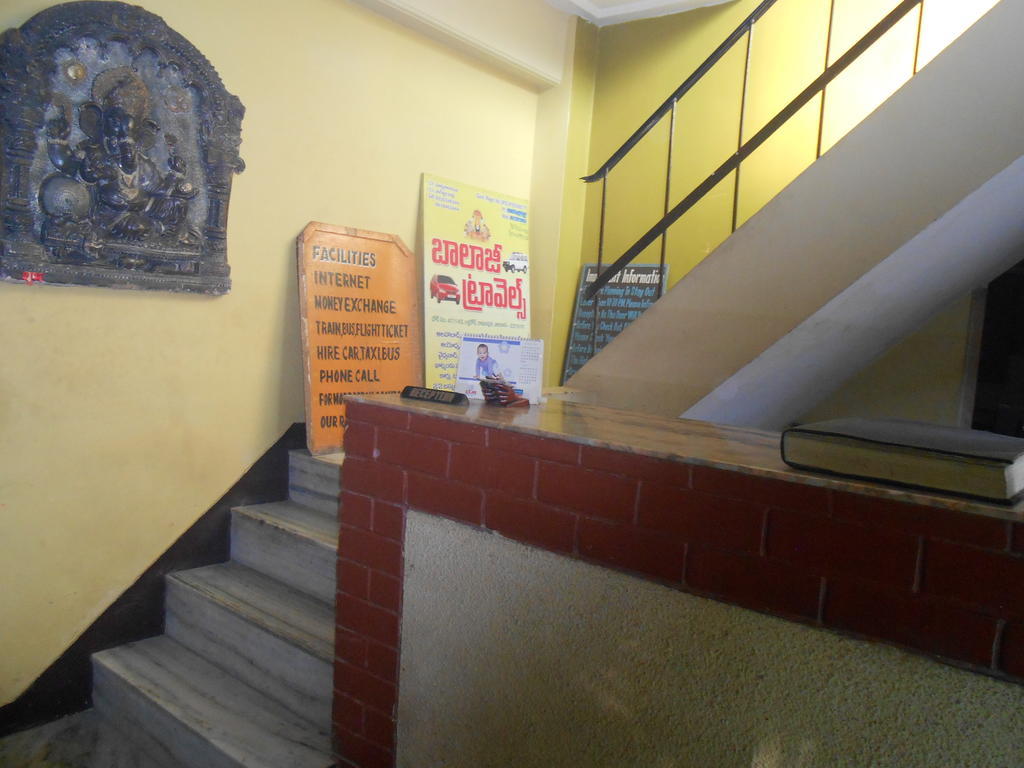 Hotel Sonmony Varanasi Eksteriør billede