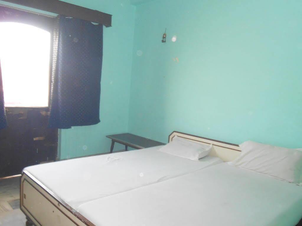 Hotel Sonmony Varanasi Eksteriør billede